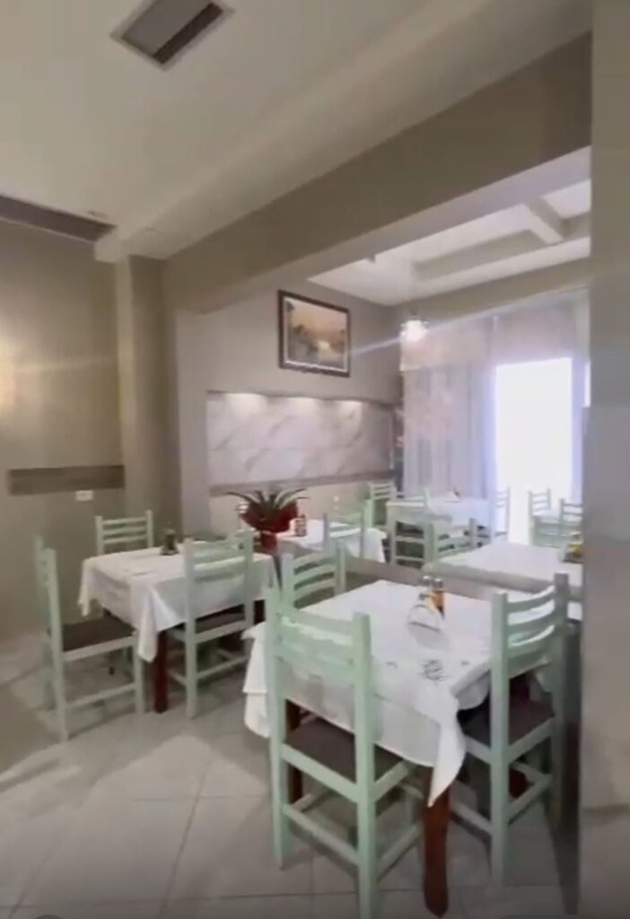 Fast Food me Qira – St. Trenit “Kompleksi Usluga”